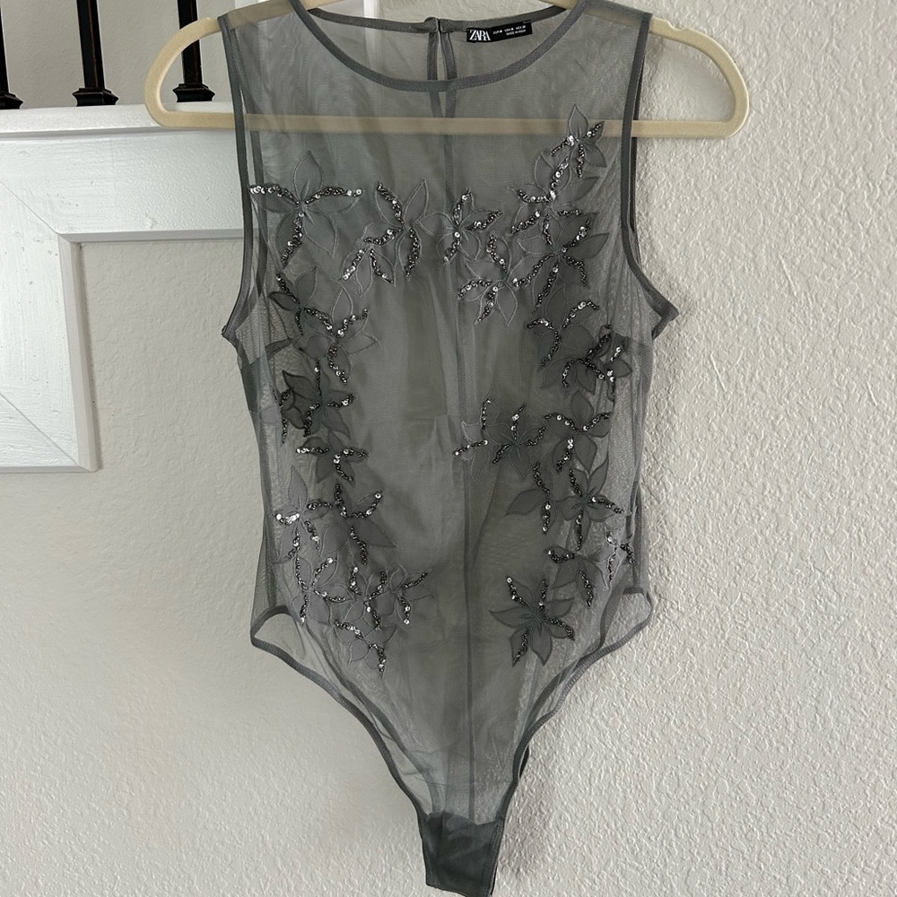 NWOT, Zara embroidered mesh bodysuit, floral blue/grey, Size M - Picture 2 of 7